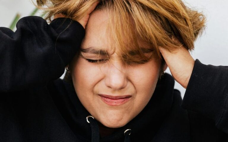 How To Deal with Panic Attacks Vs. Autistic Meltdowns